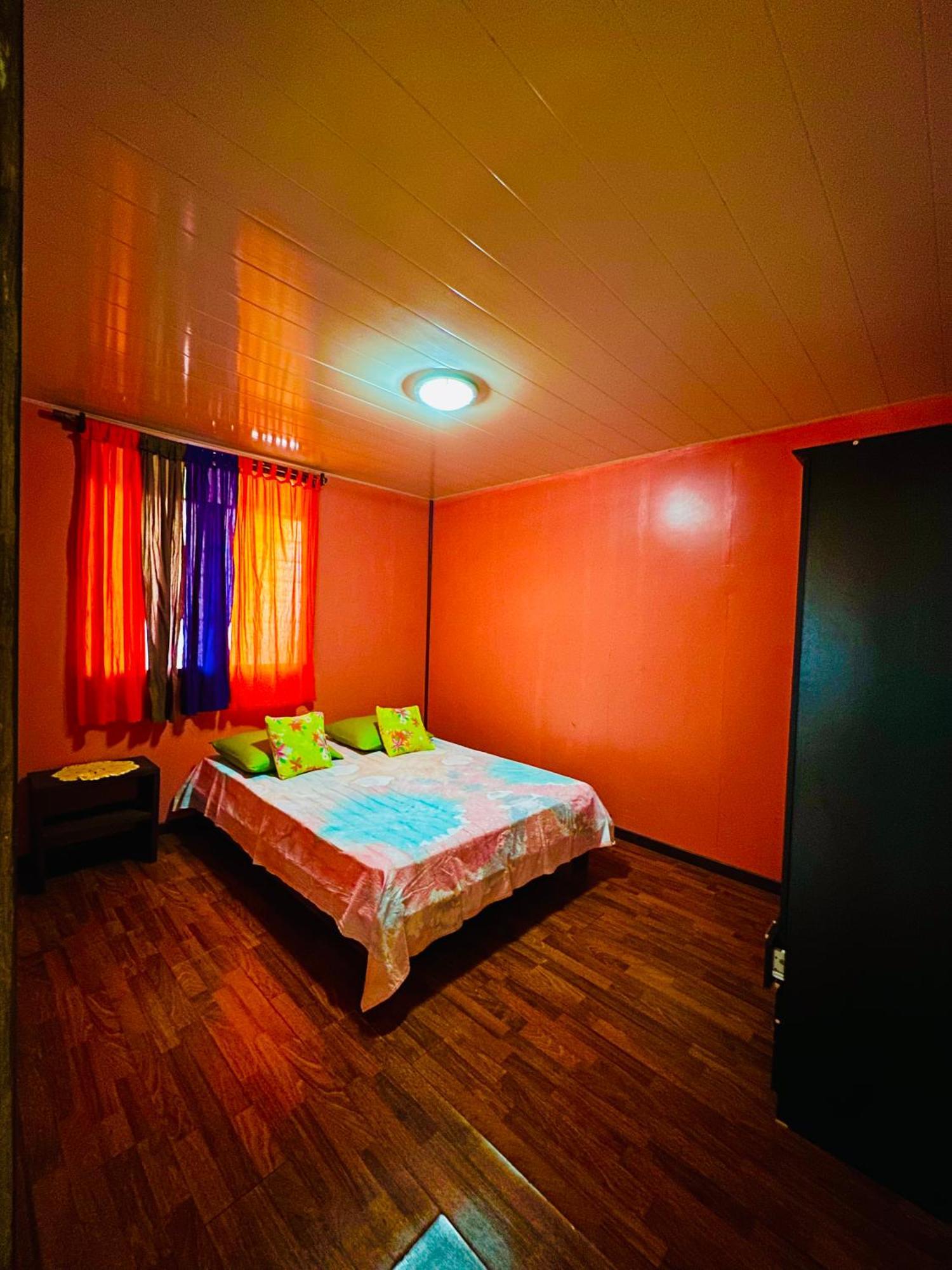 Teraupoo Lodge Maison Afareaitu エクステリア 写真